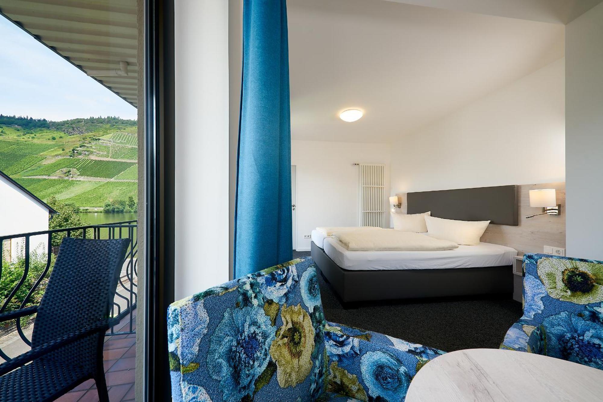Sonnenuhr Bed & Breakfast Bernkastel-Kues Exterior photo